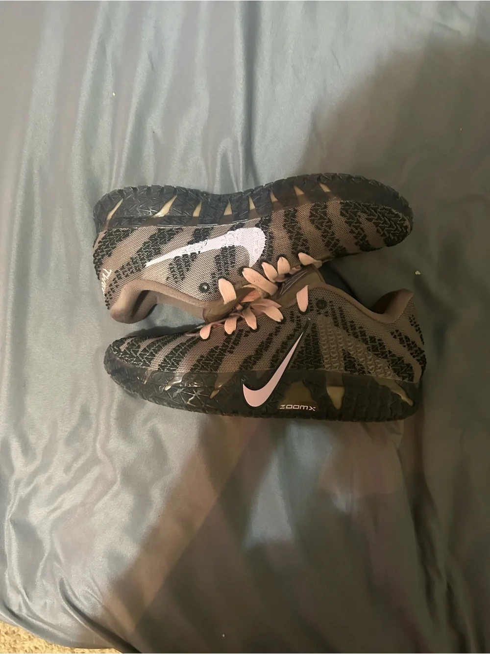 Men’s ja 3 showstopper Grey and Pink Knit Athletic Shoe